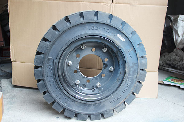 香蕉成人视频配件_实心胎_钢圈